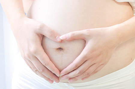 孕期影响胎儿发育的三种现象是什么